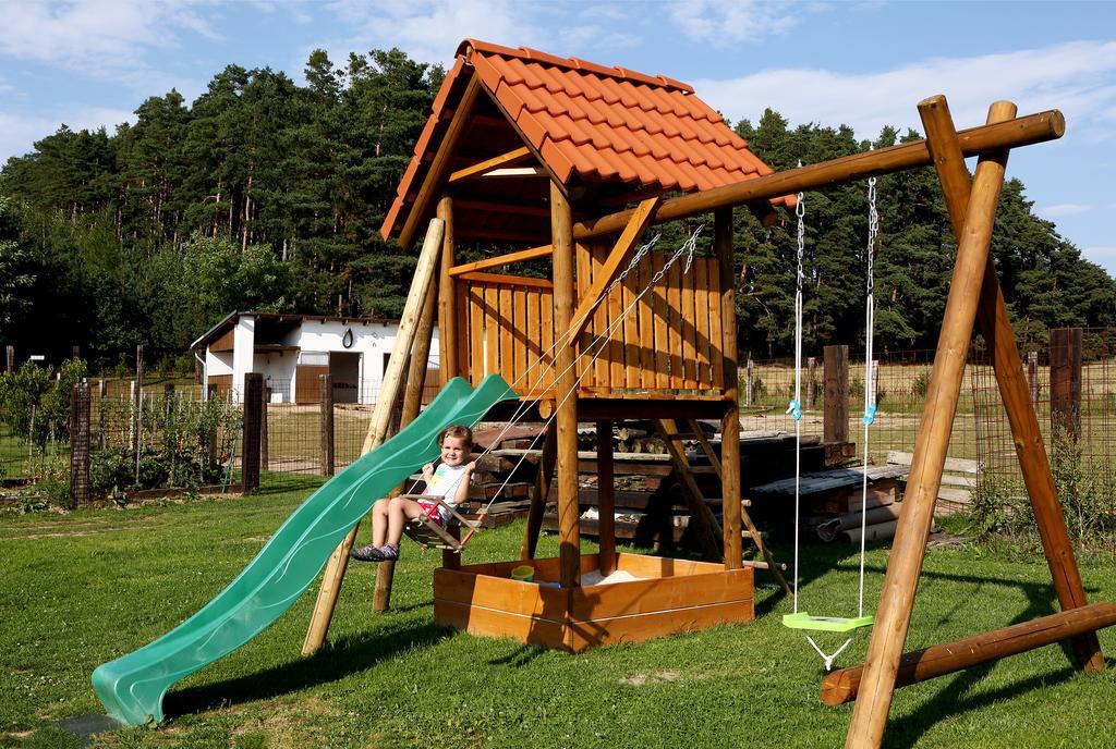 Na Samote Ve Srubu Villa Plzeň Buitenkant foto